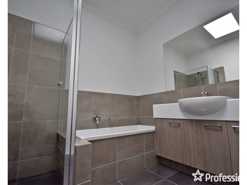 7a Homer Avenue, Croydon South VIC 3136