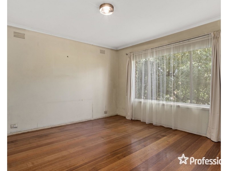 393 Hull Road, Mooroolbark VIC 3138