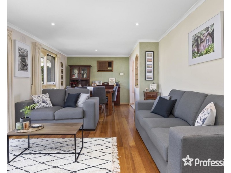 135 Victoria Road, Chirnside Park VIC 3116