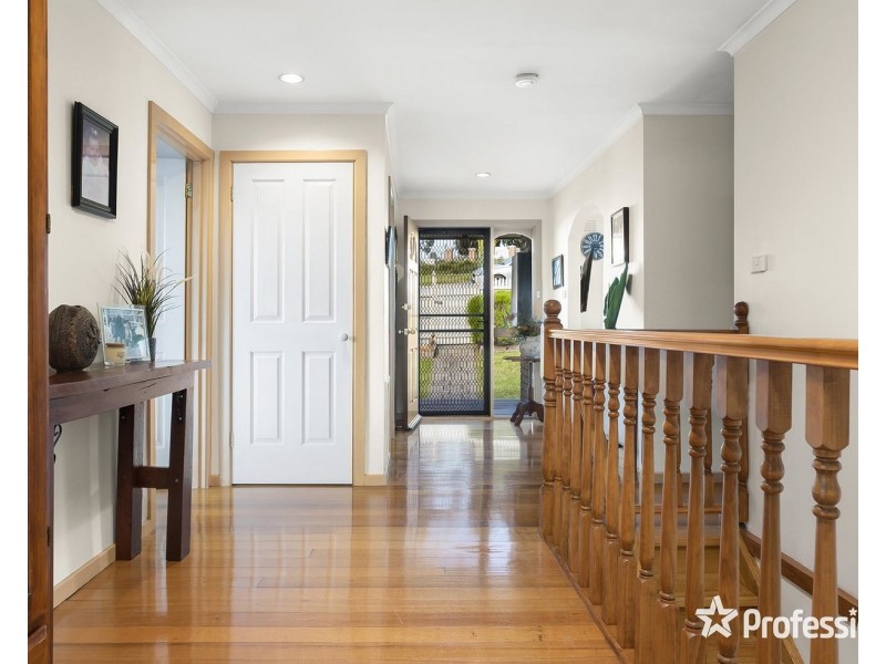 135 Victoria Road, Chirnside Park VIC 3116