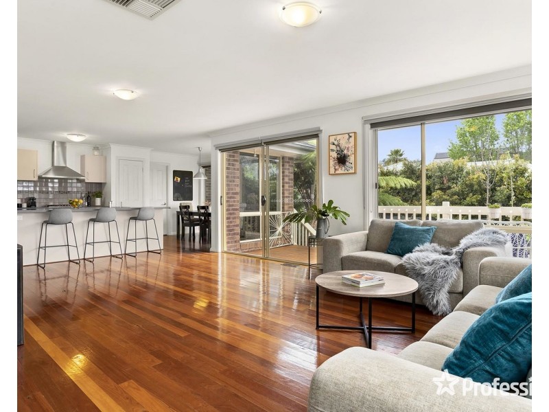 8 Jessica Court, Mount Evelyn VIC 3796