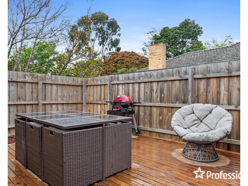 1/10 Palm Grove, Kilsyth VIC 3137