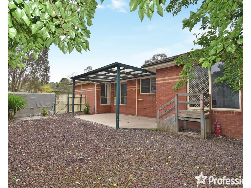 110 Lakeview Drive, Lilydale VIC 3140