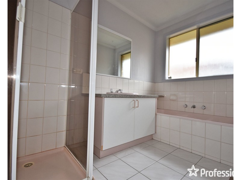 110 Lakeview Drive, Lilydale VIC 3140