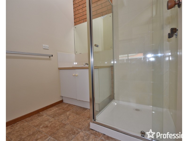 4/21 Cavehill Road, Lilydale VIC 3140