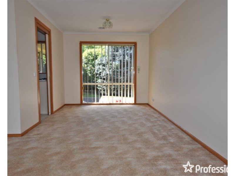 3 Winifred Road, Mooroolbark VIC 3138