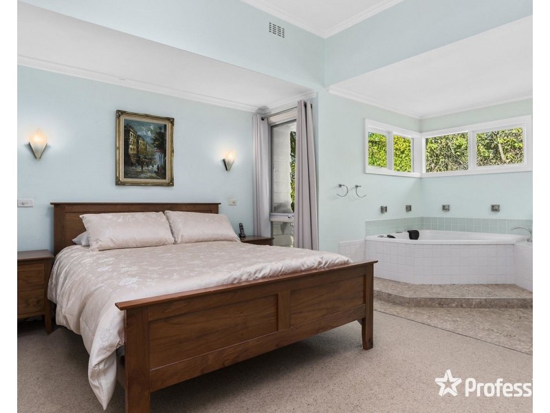 6 Grantully Street, Mount Evelyn VIC 3796