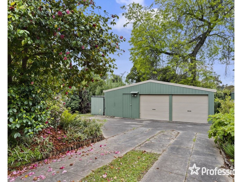 6 Grantully Street, Mount Evelyn VIC 3796