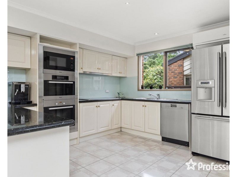 32 Edinburgh Road, Lilydale VIC 3140