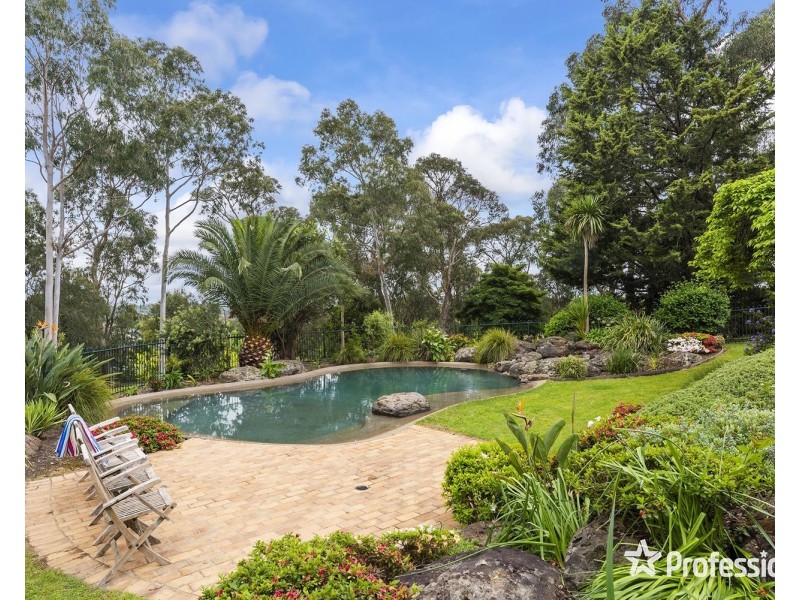 32 Edinburgh Road, Lilydale VIC 3140