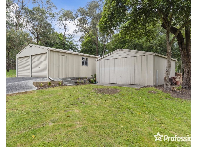 32 Edinburgh Road, Lilydale VIC 3140