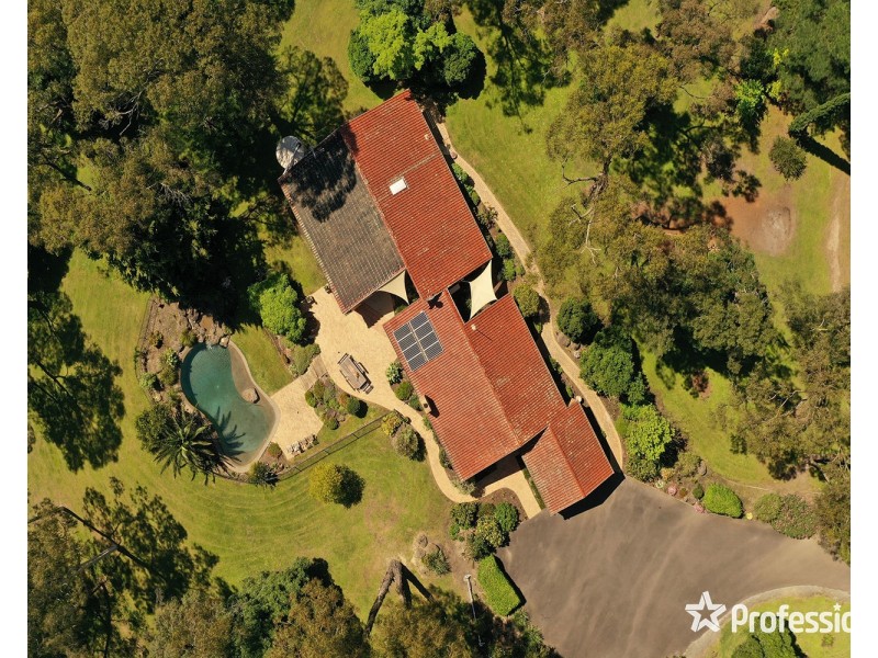 32 Edinburgh Road, Lilydale VIC 3140