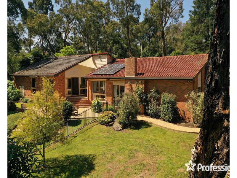 32 Edinburgh Road, Lilydale VIC 3140