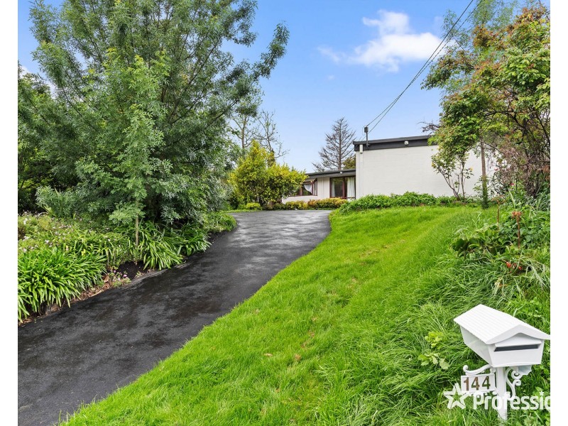 144 Hull Road, Croydon VIC 3136