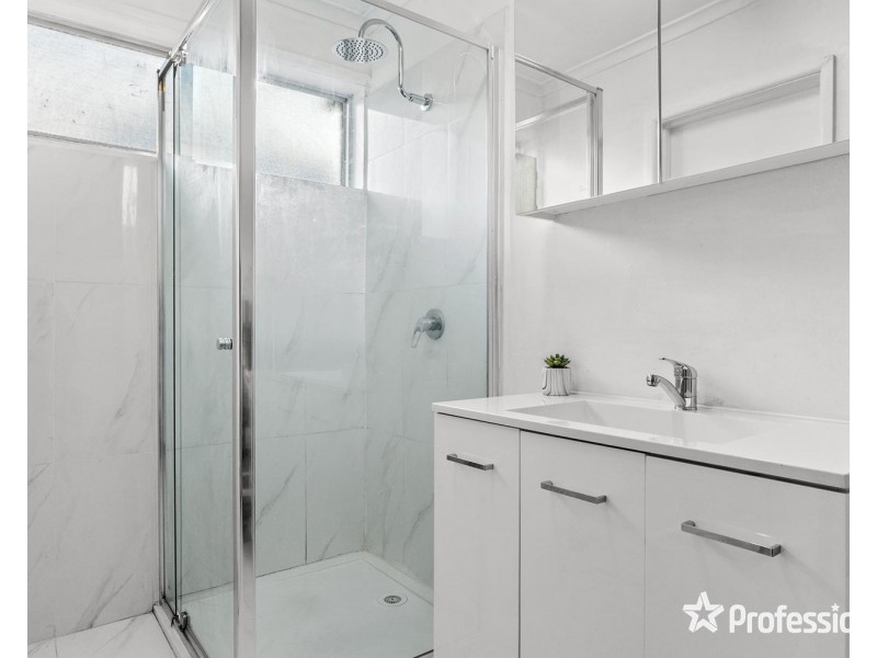 1/180 Dorset Road, Croydon VIC 3136