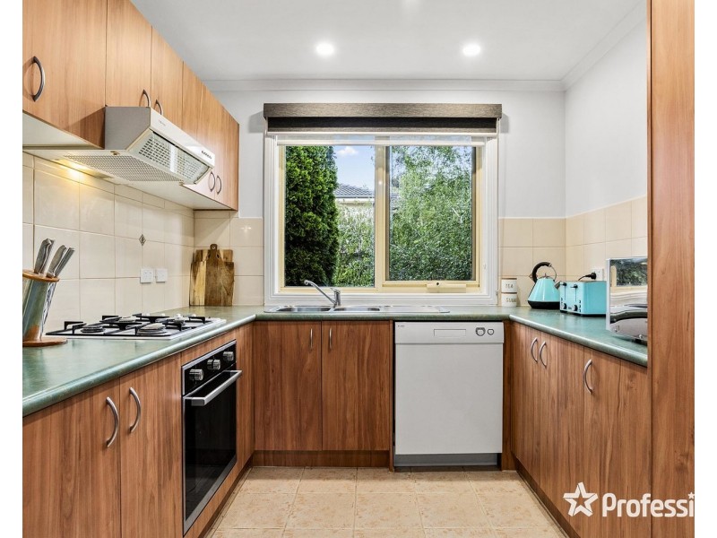 4/19 Newman Road, Croydon VIC 3136