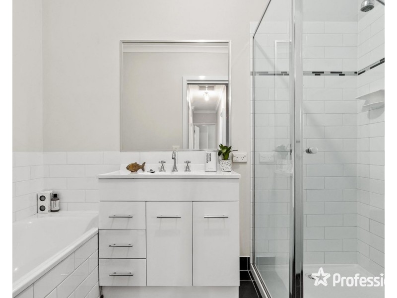 3/17 Kimberley Drive, Chirnside Park VIC 3116