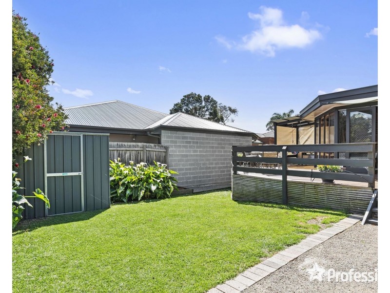 19 Blackburn Road, Mooroolbark VIC 3138