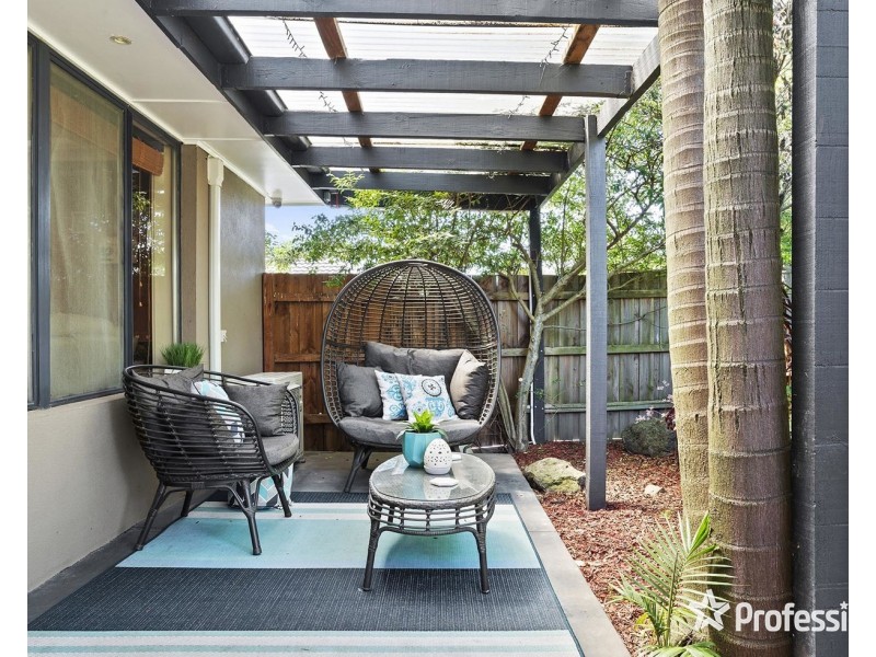 19 Blackburn Road, Mooroolbark VIC 3138