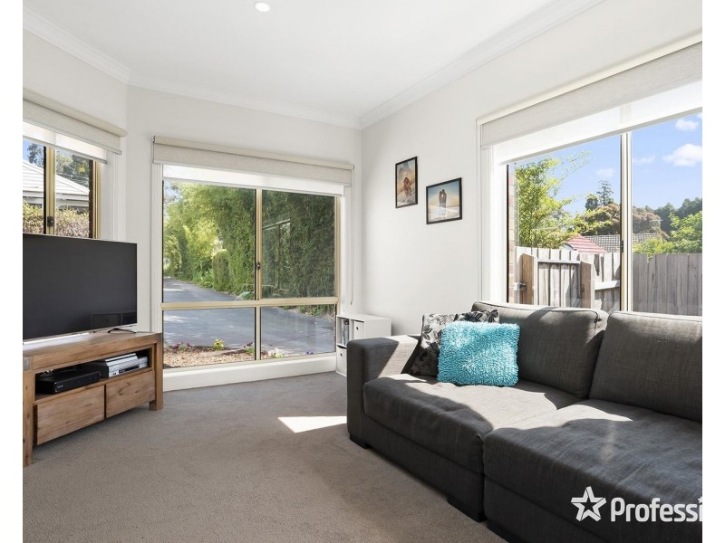 2/3 Boronia Road, Boronia VIC 3155