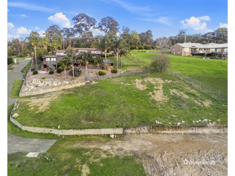 1 Trinity Close, Lilydale VIC 3140