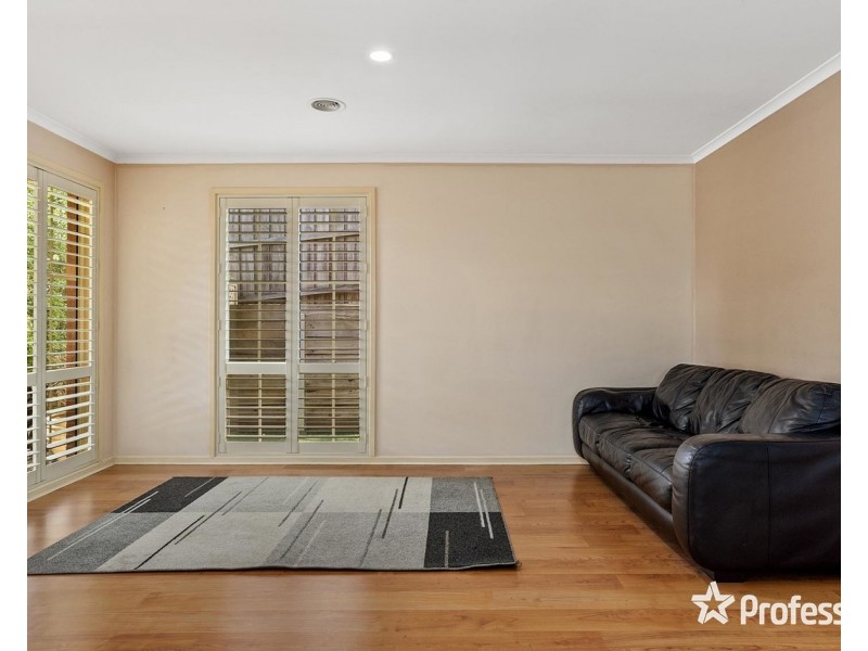 32 Eden Way, Kilsyth VIC 3137