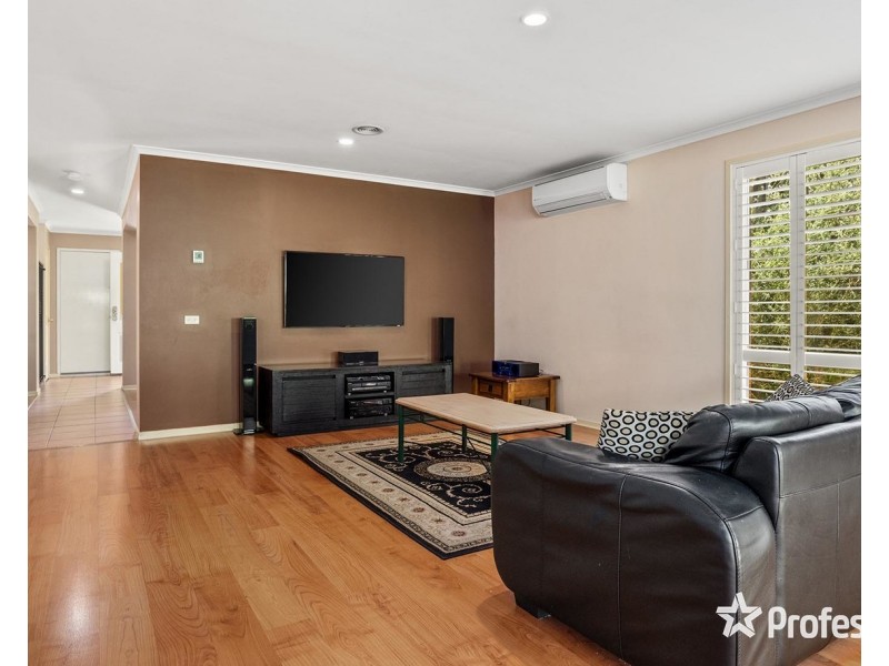 32 Eden Way, Kilsyth VIC 3137