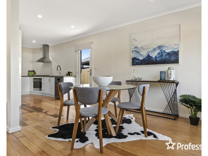 1/9 Lucas Avenue, Kilsyth VIC 3137