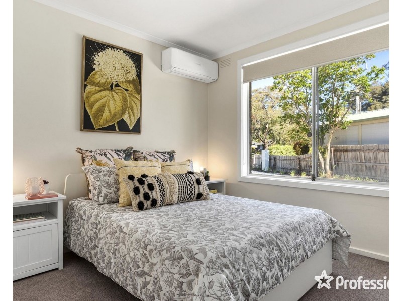 1/9 Lucas Avenue, Kilsyth VIC 3137