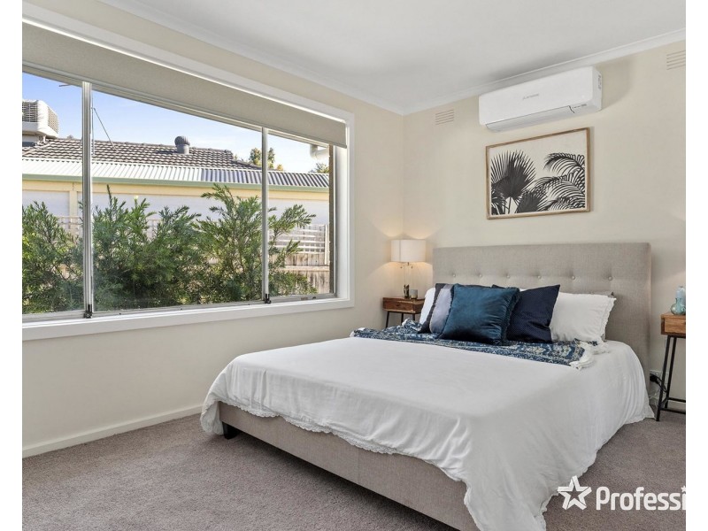 1/9 Lucas Avenue, Kilsyth VIC 3137