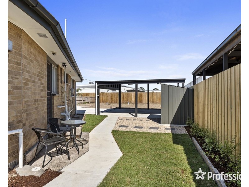 1/9 Lucas Avenue, Kilsyth VIC 3137