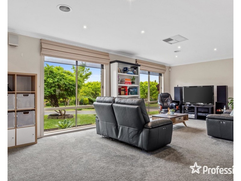 21 Goldentree Drive, Chirnside Park VIC 3116