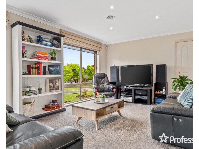 21 Goldentree Drive, Chirnside Park VIC 3116