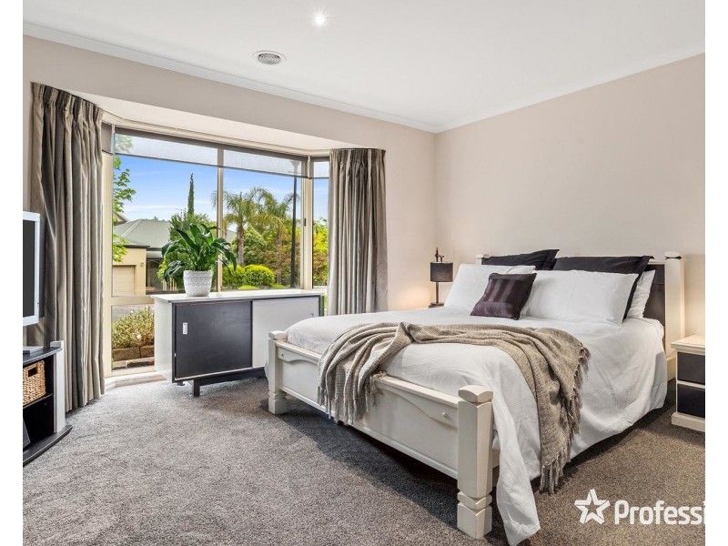 21 Goldentree Drive, Chirnside Park VIC 3116