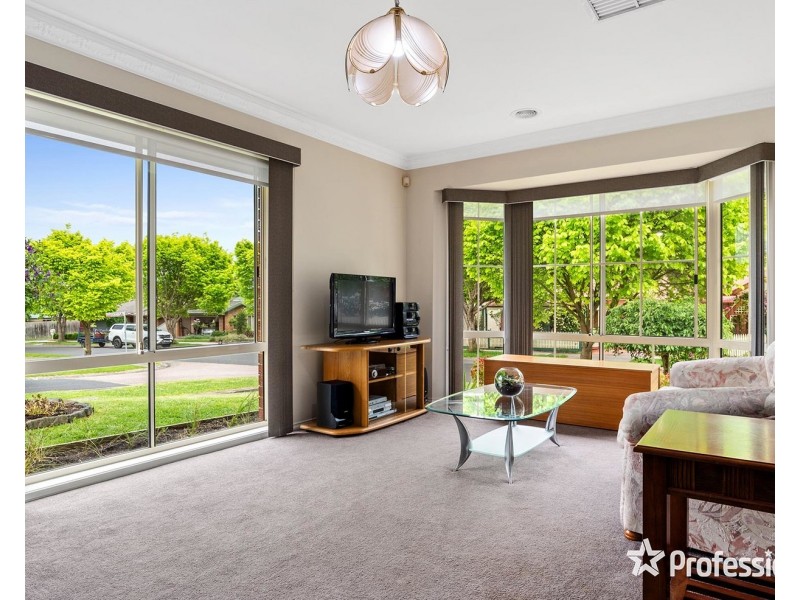 21 Goldentree Drive, Chirnside Park VIC 3116