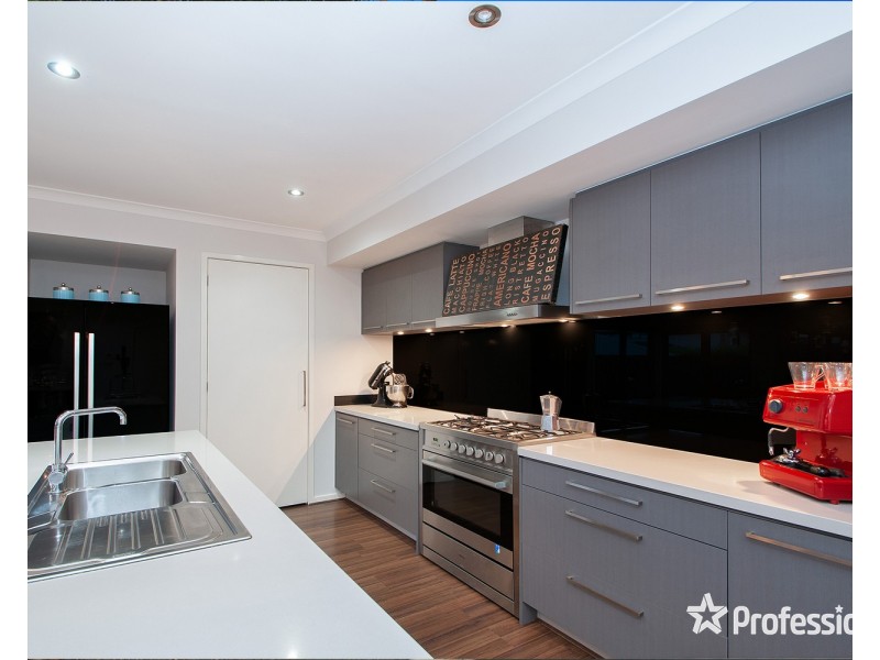 5 Empire Drive, Mooroolbark VIC 3138