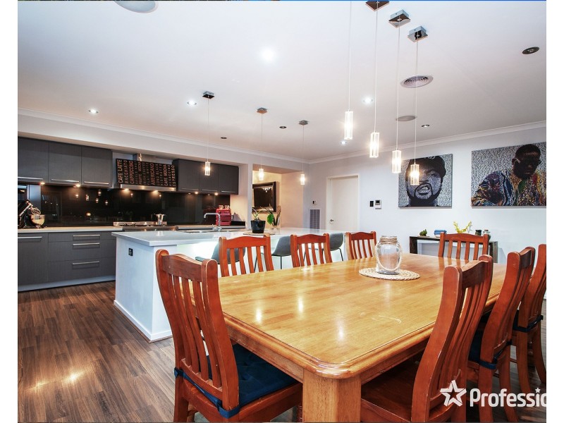 5 Empire Drive, Mooroolbark VIC 3138