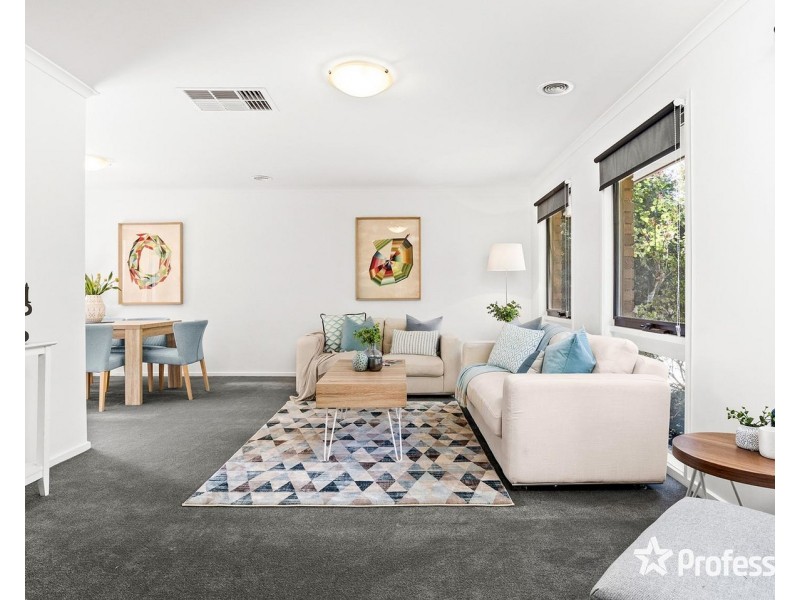 7 Blaxland Court, Mooroolbark VIC 3138