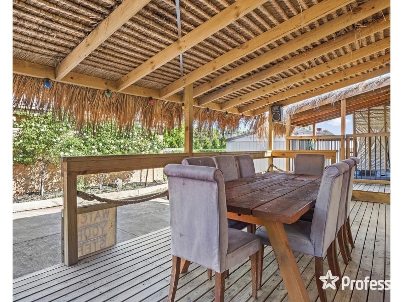 7 Blaxland Court, Mooroolbark VIC 3138