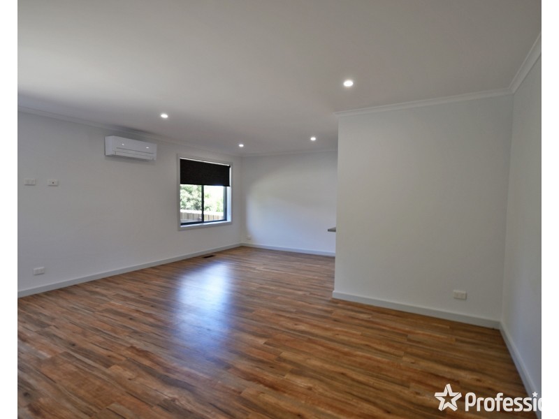 3 Uralla Court, Mooroolbark VIC 3138