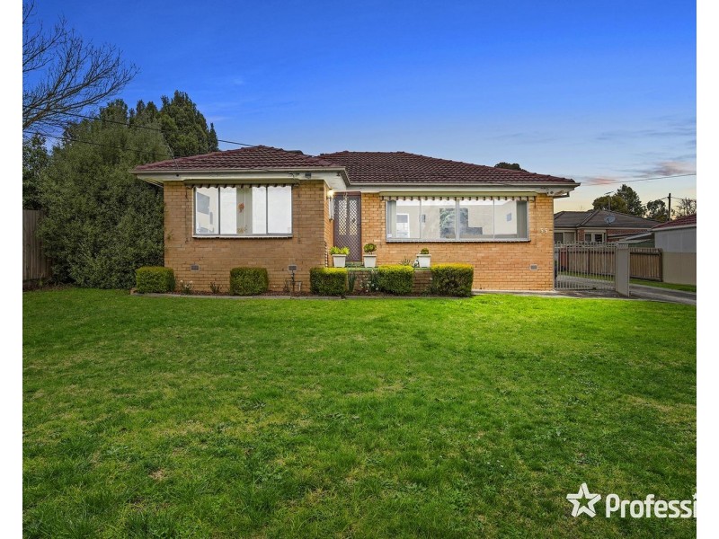 55 Croydondale Drive, Mooroolbark VIC 3138