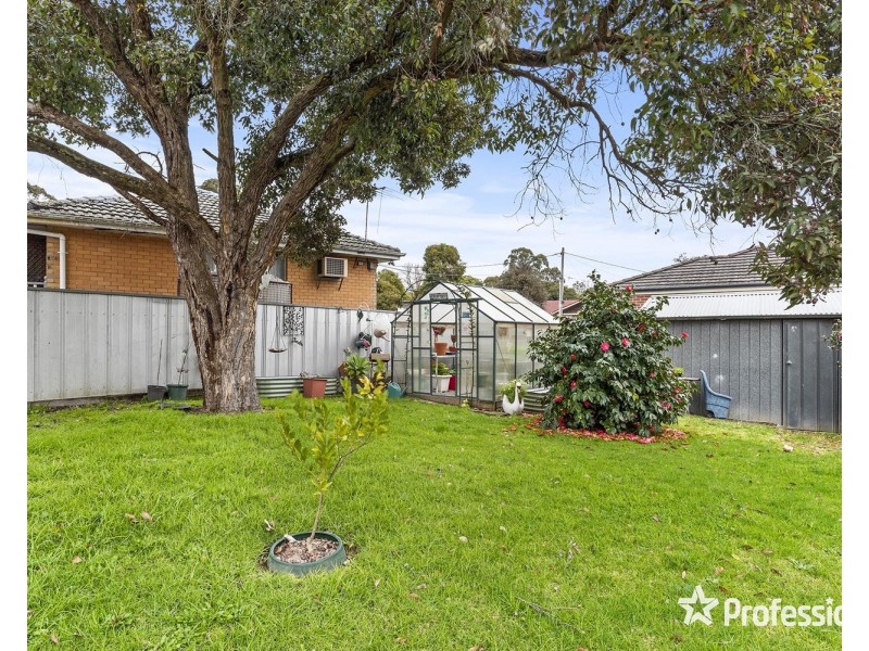 55 Croydondale Drive, Mooroolbark VIC 3138