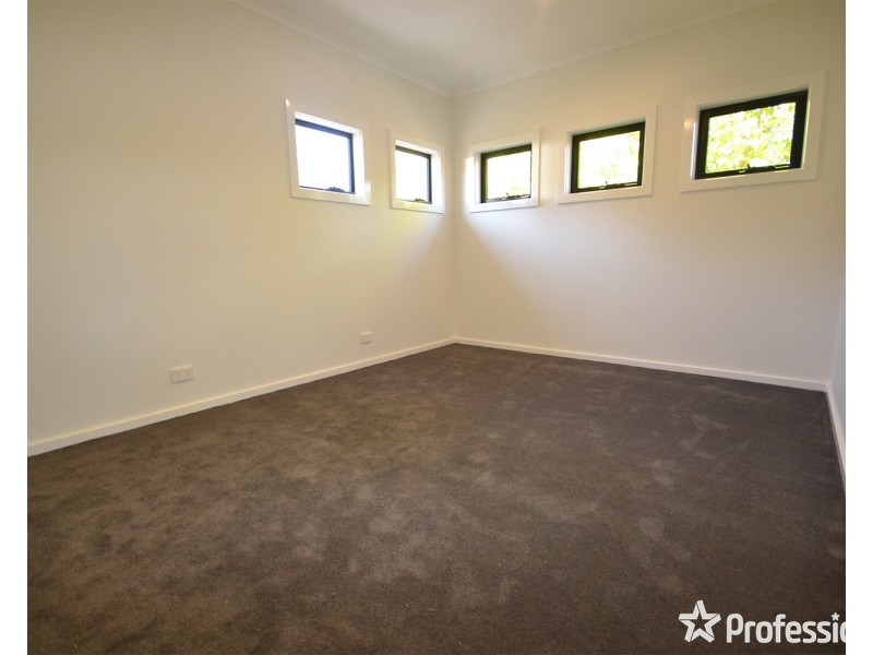 2A Wentworth Court, Mooroolbark VIC 3138