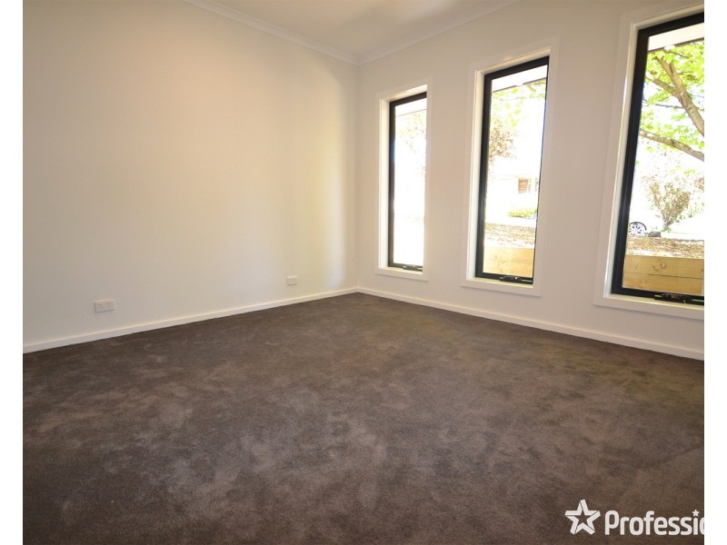 2A Wentworth Court, Mooroolbark VIC 3138