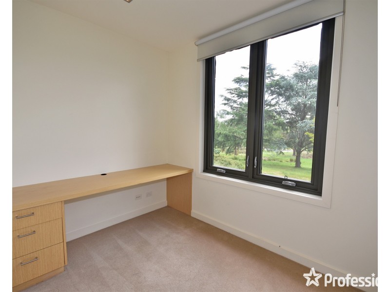 34  Oak Court, Chirnside Park VIC 3116