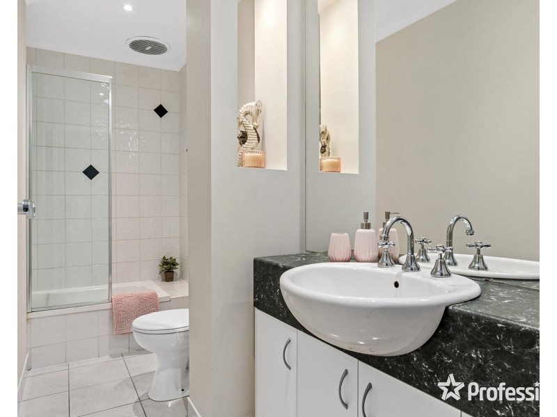 11/35-43 Kent Avenue, Croydon VIC 3136