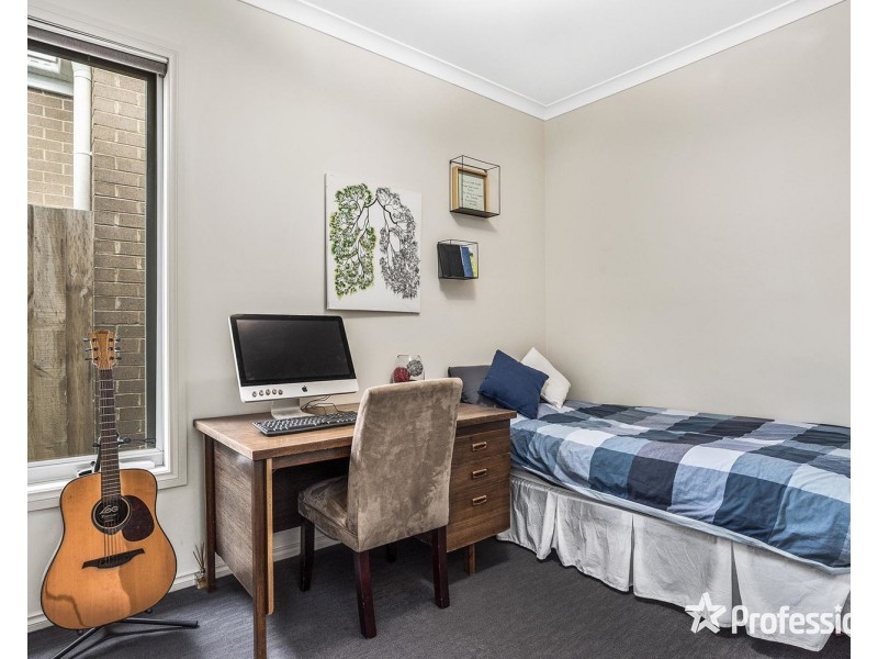 8a Orchard Street, Kilsyth VIC 3137