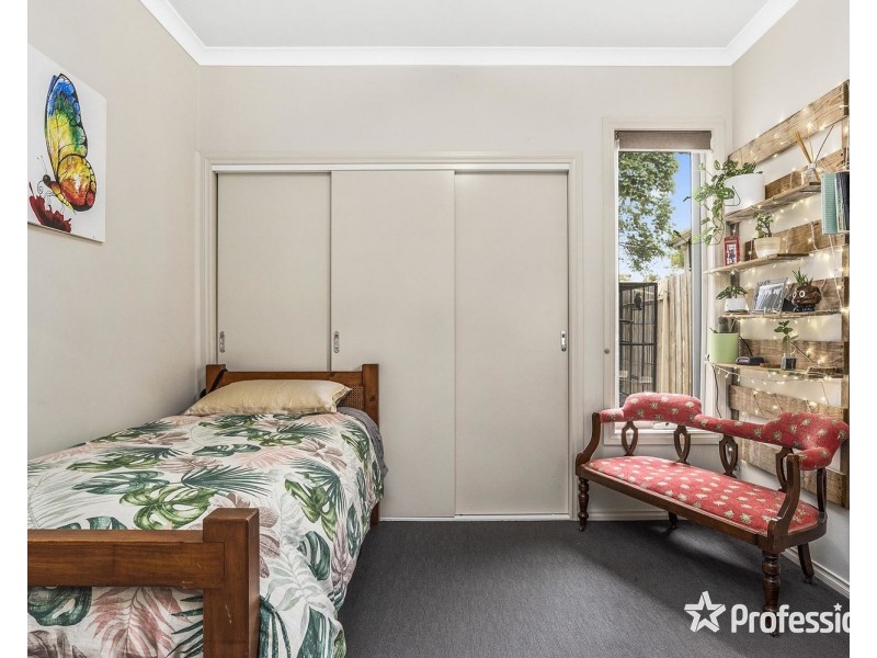 8a Orchard Street, Kilsyth VIC 3137