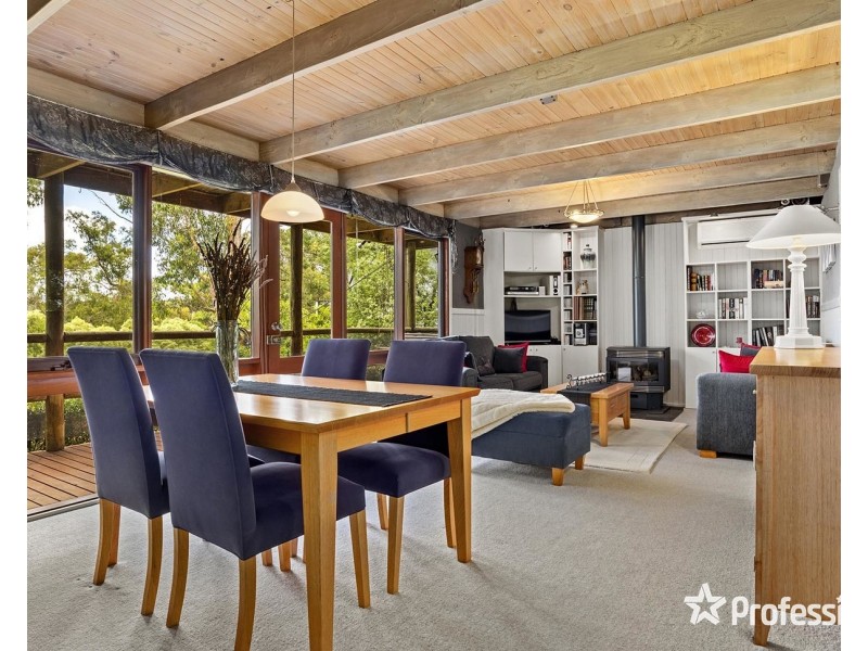 190 Quinn Crescent, Mount Evelyn VIC 3796