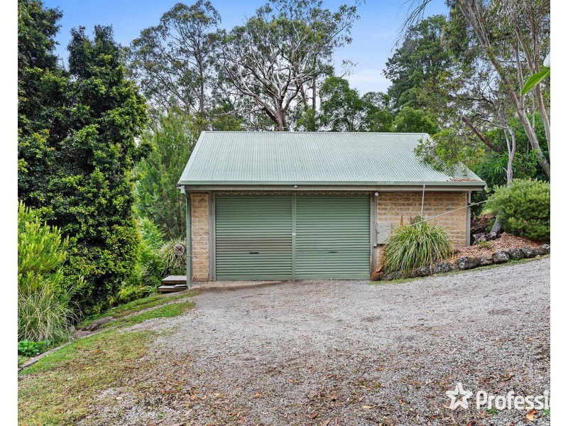14 Sycamore Grove, Mount Evelyn VIC 3796